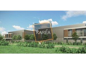 Local d'activité 914 m²