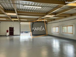 Local bureaux 418 m²