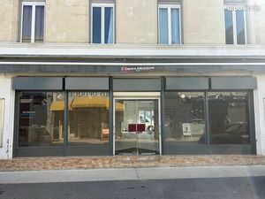 Emplacement numéro 1 - Boutique 100 m2