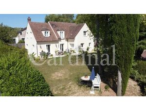 Maison de luxe à vendre dans le quartier Les Residences