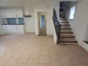 Location maison 3 pièces 92 m² à Signy-Signets (77640)  874 €