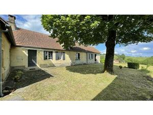 Ferme à rénover aux portes de Sarlat sur 3 hectares attenants