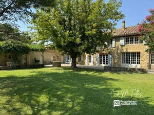 Mas provençal 270m² et dépendances 190m² - vue sur le Mont Ventoux