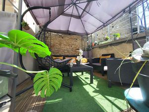 MAISON DIVISEE EN 2 APPARTEMENTS LOUES