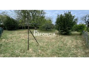 Terrain constructible viabilisé à vendre