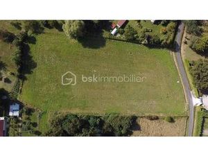 Terrain constructible viabilisé à vendre