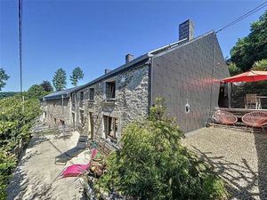 !! OPTION !! Charmante maison ardennaise sur les hauteurs de