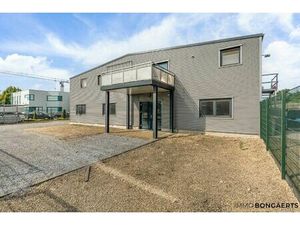 Kantoorruimte in Meeuwen