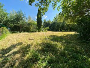 TERRAIN A BATIR DE 550 M2 SUR OLLAINVILLE