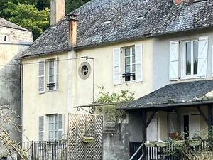 Vente maison 4 pièces 111 m² à Forges (19380)  25 000 €