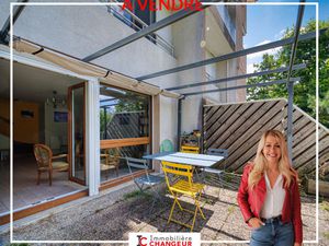 Vente appartement 4 pièces 102m2 Voiron 38500 - 225000 € - Surface Privée