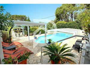 Vente maison 6 pièces 134m2 Bormes-les-Mimosas 83230 - 1049000 € - Surface Privée