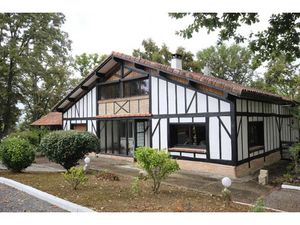 Vente maison 4 pièces 162 m² à Arzacq-Arraziguet (64410)  577 500 €