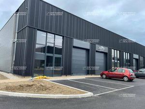 Local d'activités à louer