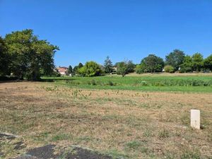 Terrain constructible viabilisé à vendre