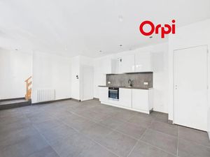 Location duplex 3 pièces 48 m² à Broglie (27270)  599 €