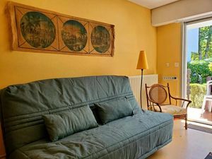 Location meublée appartement 1 pièce 24 m² à Royan (17200)  500 €