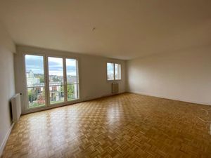 Location appartement 4 pièces 92 m² à Clamart (92140)  1 890 €
