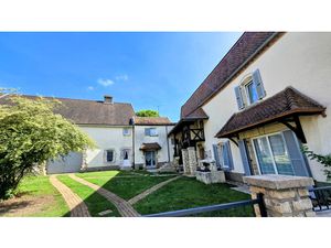 Achat Maison 9 pièces 251m²