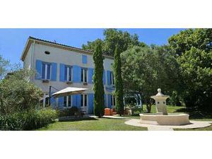 Propriété avec piscine Centre Universitaire-École Gaston Salvan - Agen (47)