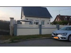 Vente maison 5 pièces 92 m² Feuillères (80200)