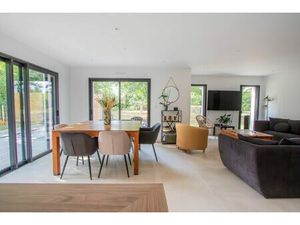 Maison contemporaine - SAINT LEGER DE LINIERES