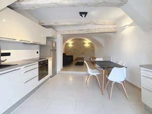 Location meublée duplex 2 pièces 43.98 m² à Callian (83440)  700 €