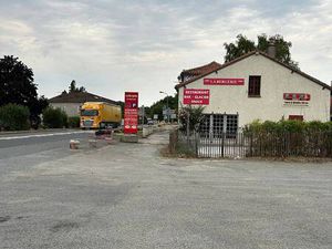 Local commercial à vendre