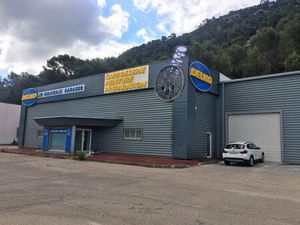 Location Local commercial 1 200m² GEMENOS 13420