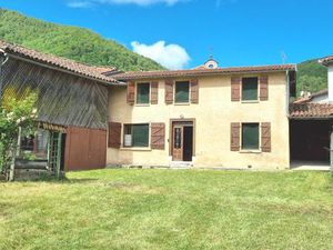 Maison Traditionnelle T4 Avec Fort Potentiel