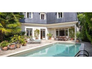 Maison avec piscine et terrasse Coteaux - Saint-Cloud (92)