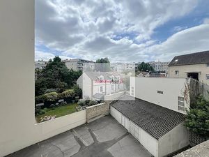 Vente appartement 5 pièces 110.5 m² à Issy-les-Moulineaux (92130)  680 000 €