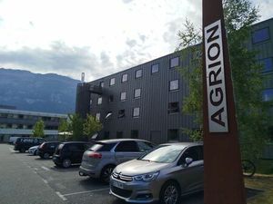 Prestigieux bureau de 352 m2 en vente - Méry  France