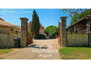 Vente commerce 11 pièces 400 m² Saussignac (24240)