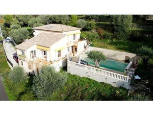 Maison de luxe à vendre à Drap