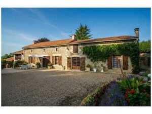 Vente Maison Piscine à Thurageau (86110) : à vendre Piscine / 200m² Thurageau