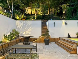 Prestations haut de gamme pour cette demeure en pierre à Cambes