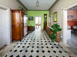 Maison de caractère du 19ᵉ jardin + garage indépendant