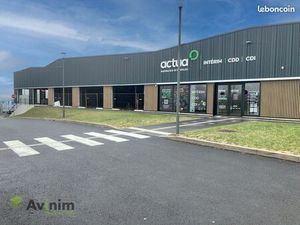 Local 201 m² Jeuxey