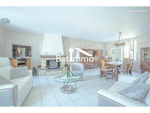 Propriété 7 pièces 180 m²