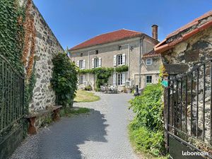 Propriété 7 pièces 206 m²