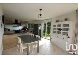 Pavillon 7 pièces 200 m²