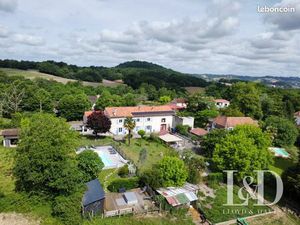 Longère 9 pièces 251 m²