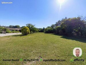 Terrain 2 347 m² La Couronne