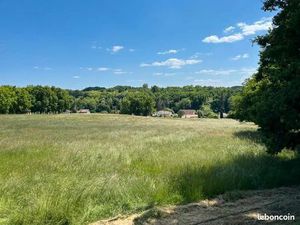 Terrain 2 216 m² Nontron