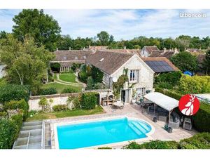 Maison 11 pièces 400 m²