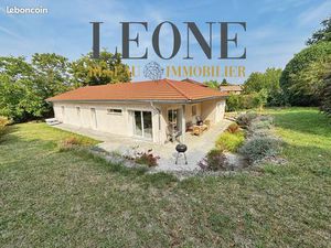 Propriété 5 pièces 130 m²