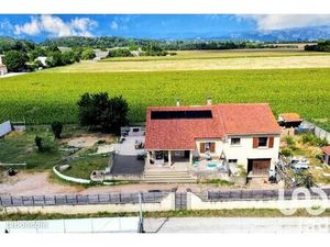 Maison 7 pièces 230 m²