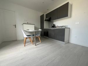 Location meublée appartement 2 pièces 30 m² à Graulhet (81300)  450 €