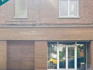 Local commercial 481 m² MOUVAUX